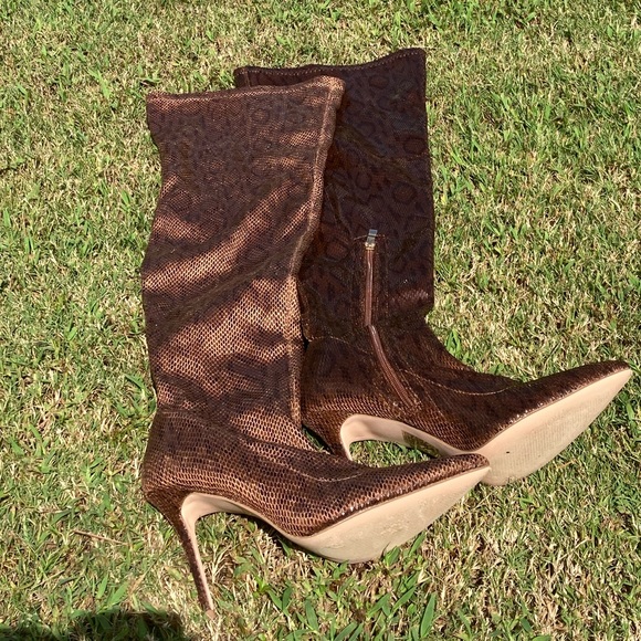 Snake pattern boots - Picture 2 of 7